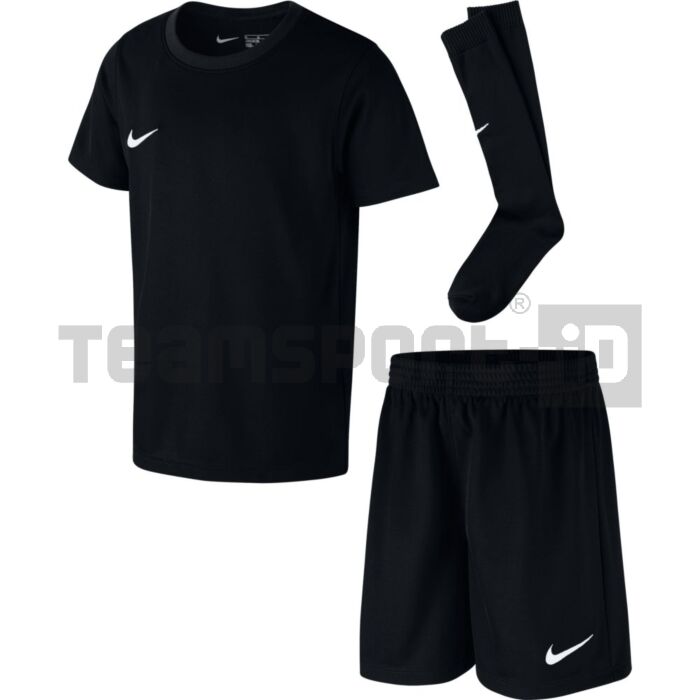 Completi calcio nike clearance